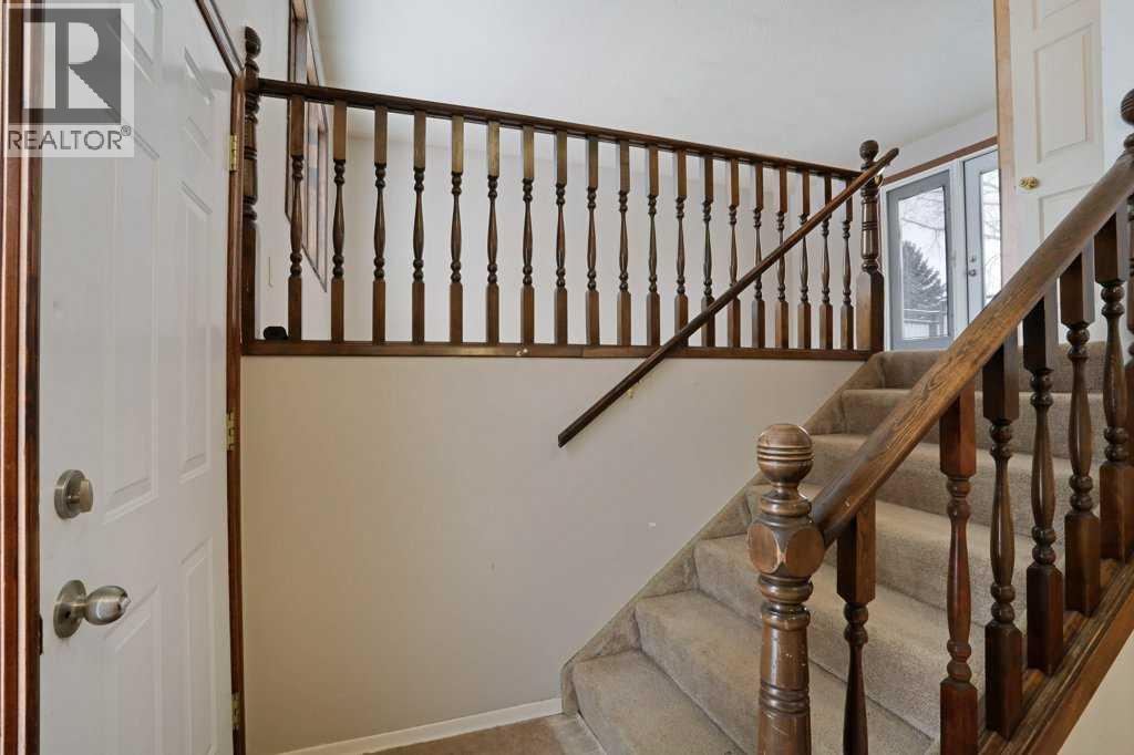 24 Beamish Park Drive E