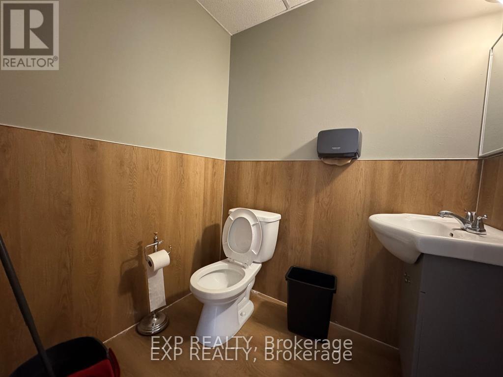 12 LEBRETON STREET N