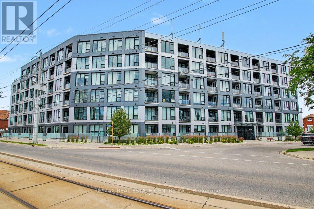 101 - 690 KING STREET W