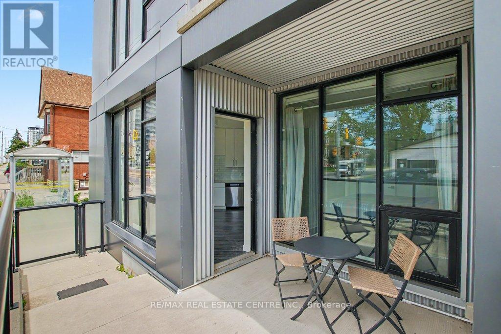 101 - 690 KING STREET W