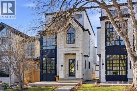 1739 48 Avenue SW Calgary AB T2T2T2