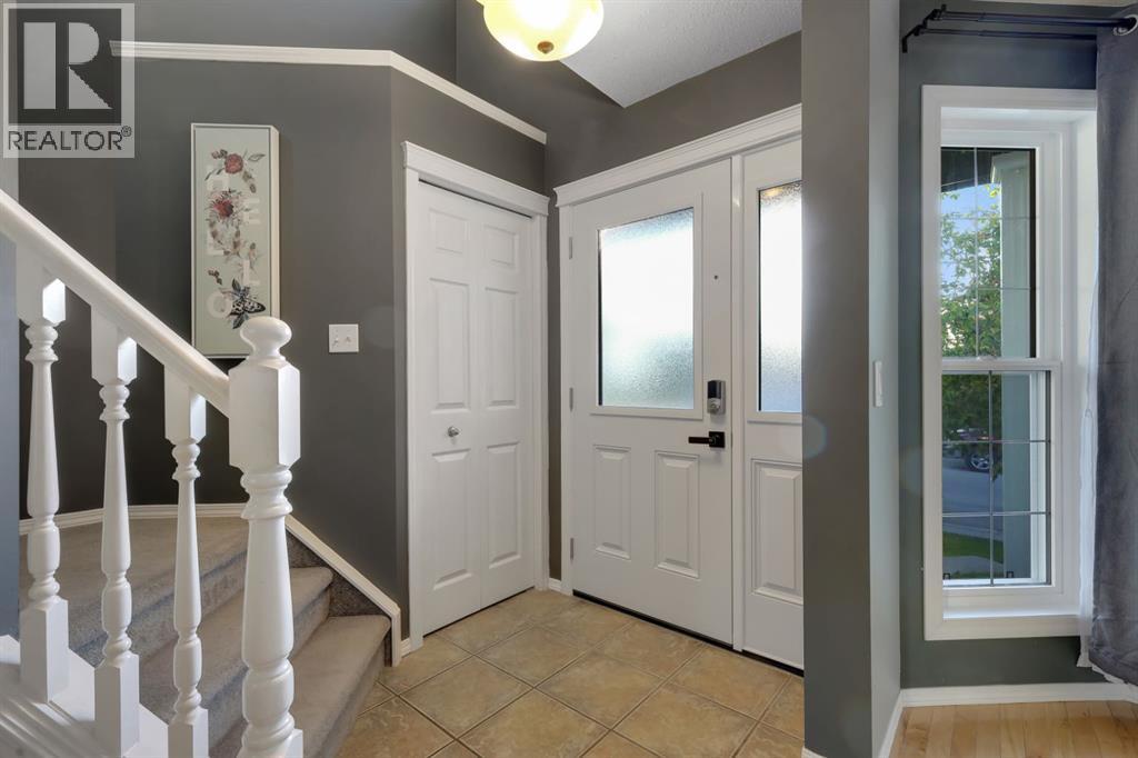 258 Coville Crescent NE