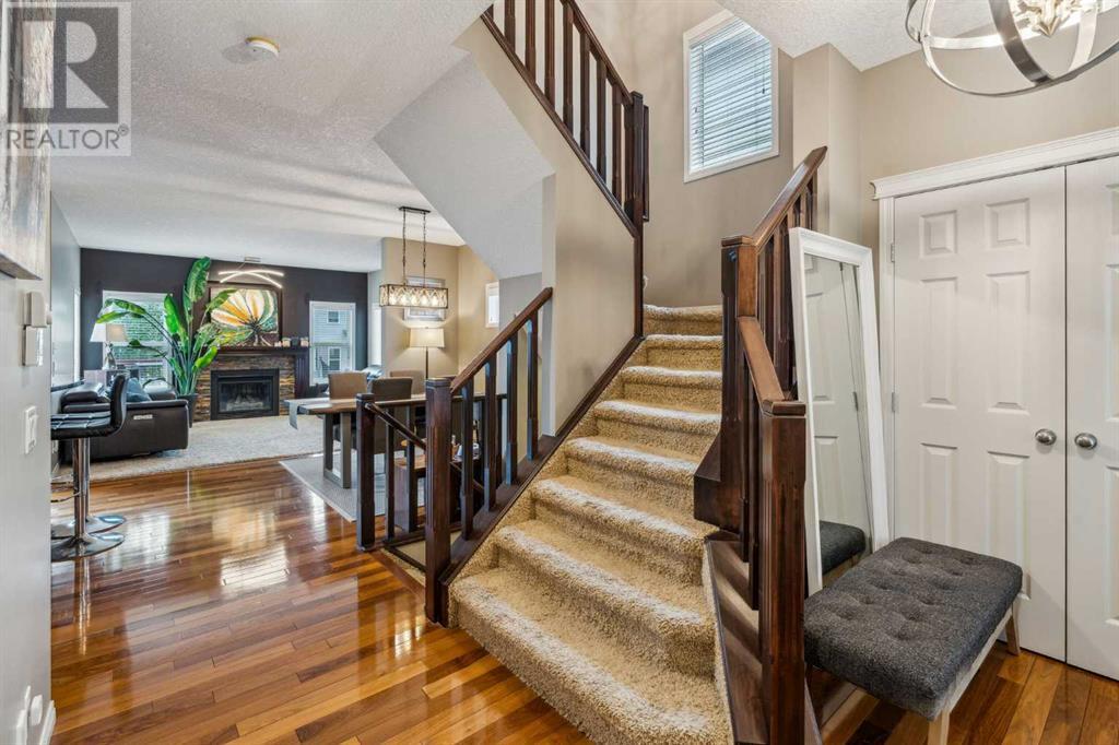 353 Bridleridge View SW
