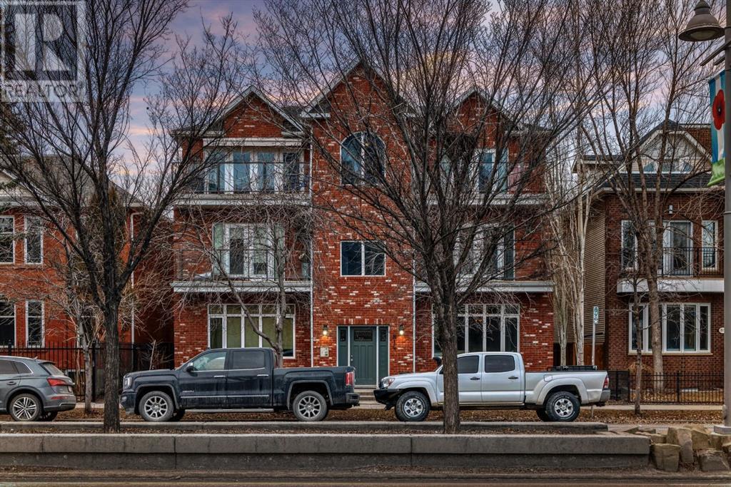 101, 814 Memorial Drive NW