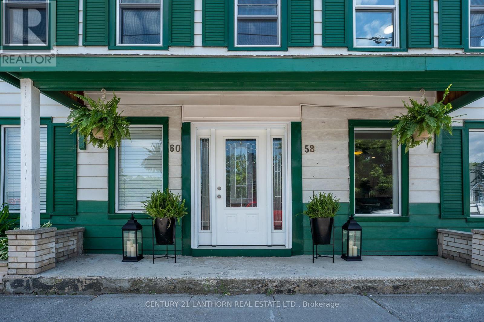 58 PICTON MAIN STREET