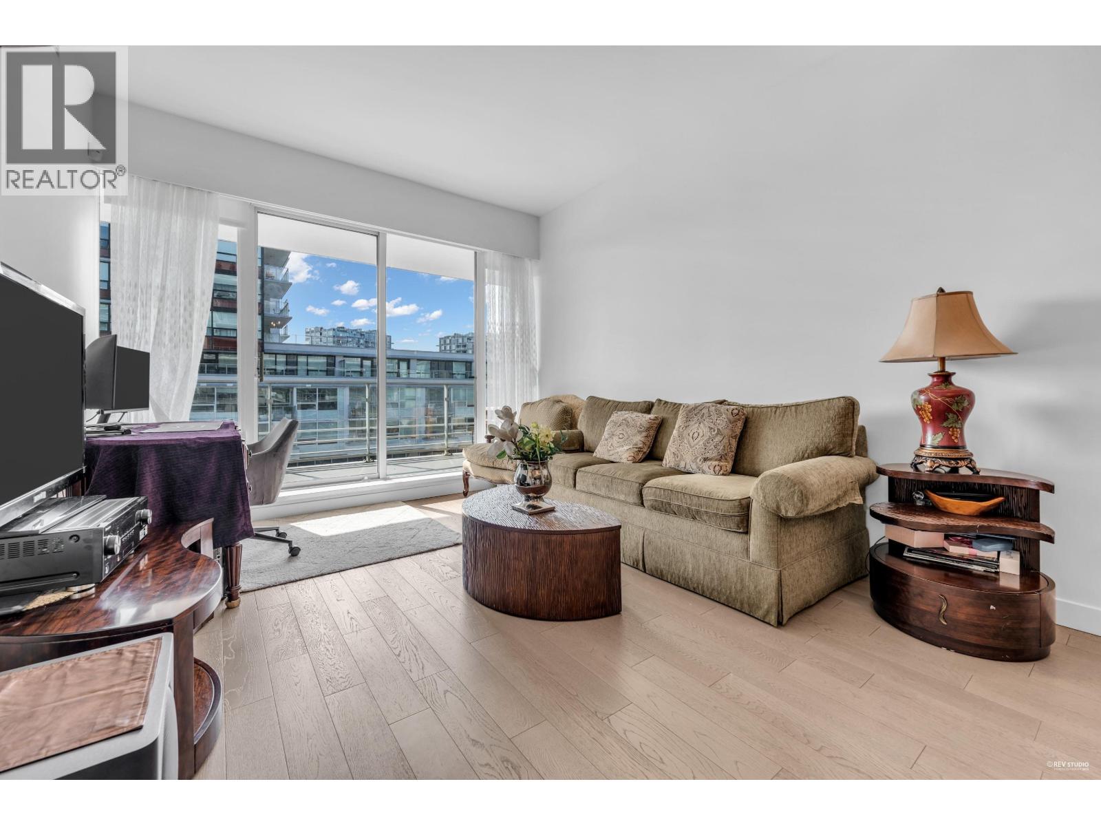 403 6699 RIVER ROAD