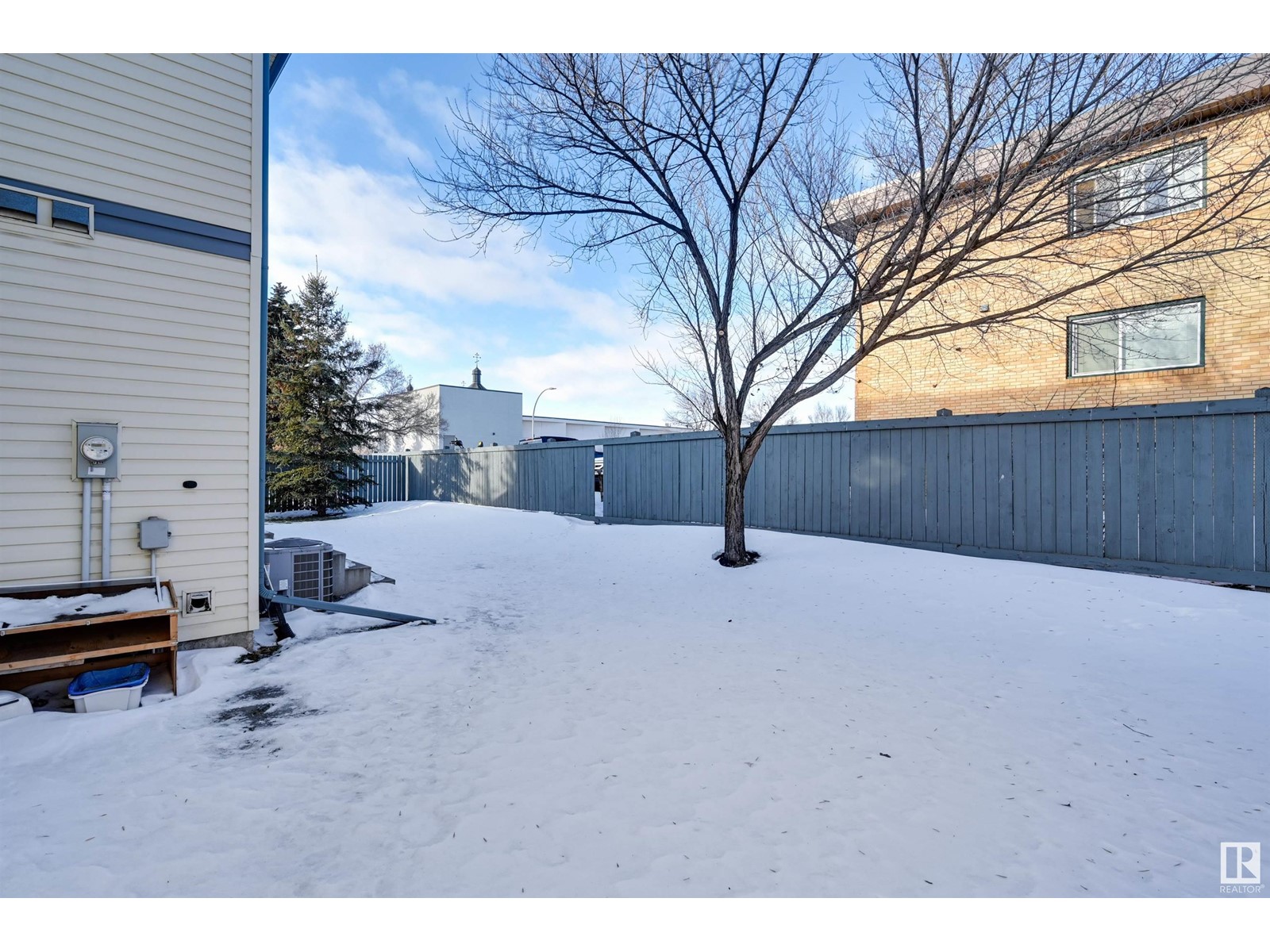 #137 10909 106 ST NW