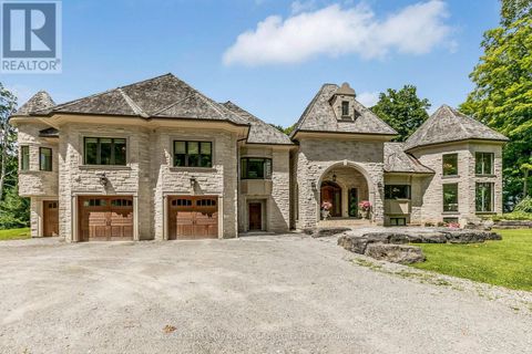 1865 DAVIS DRIVE W King ON L3Y4V9