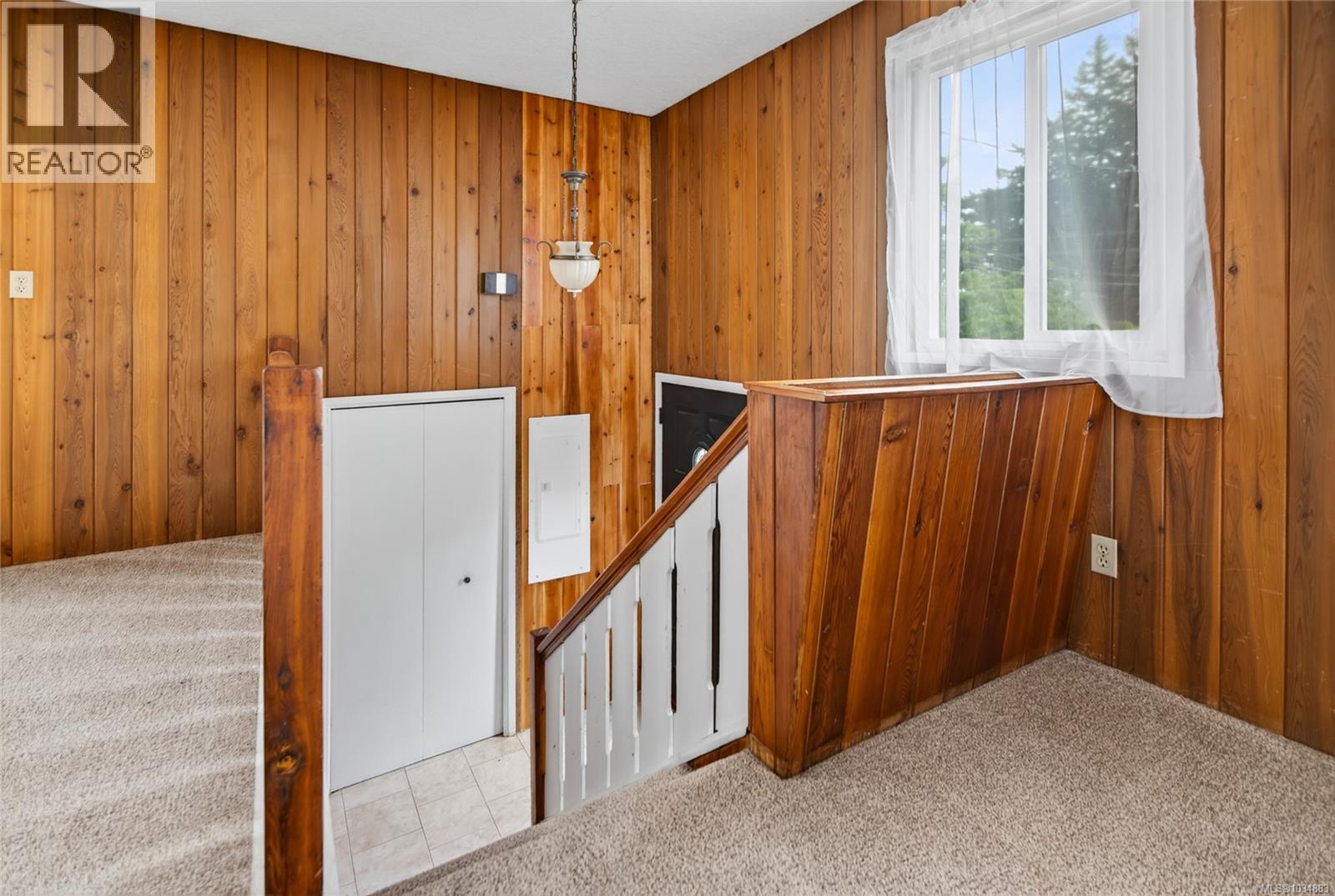 684 Robron Rd