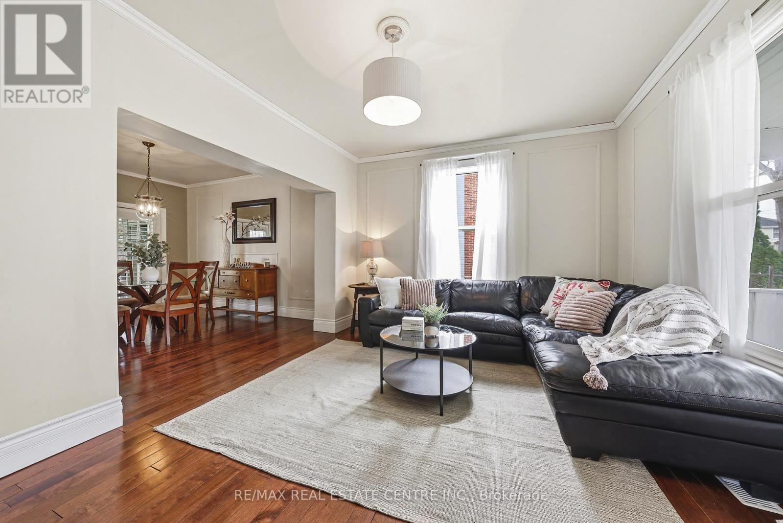 30 GRAND AVENUE