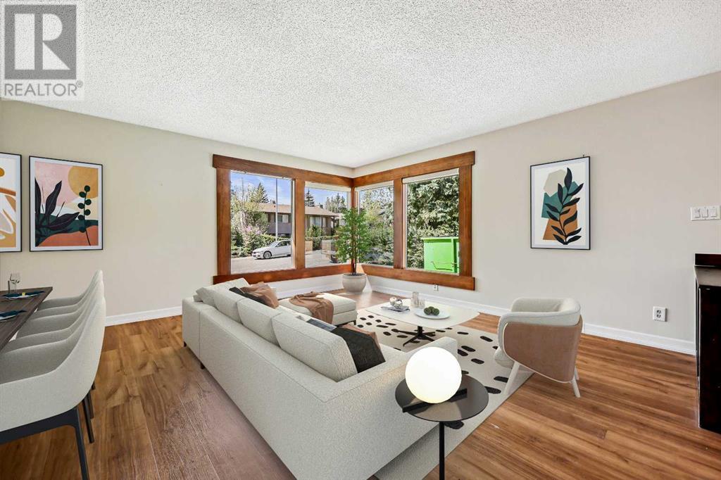 207 Lake Ontario Place SE