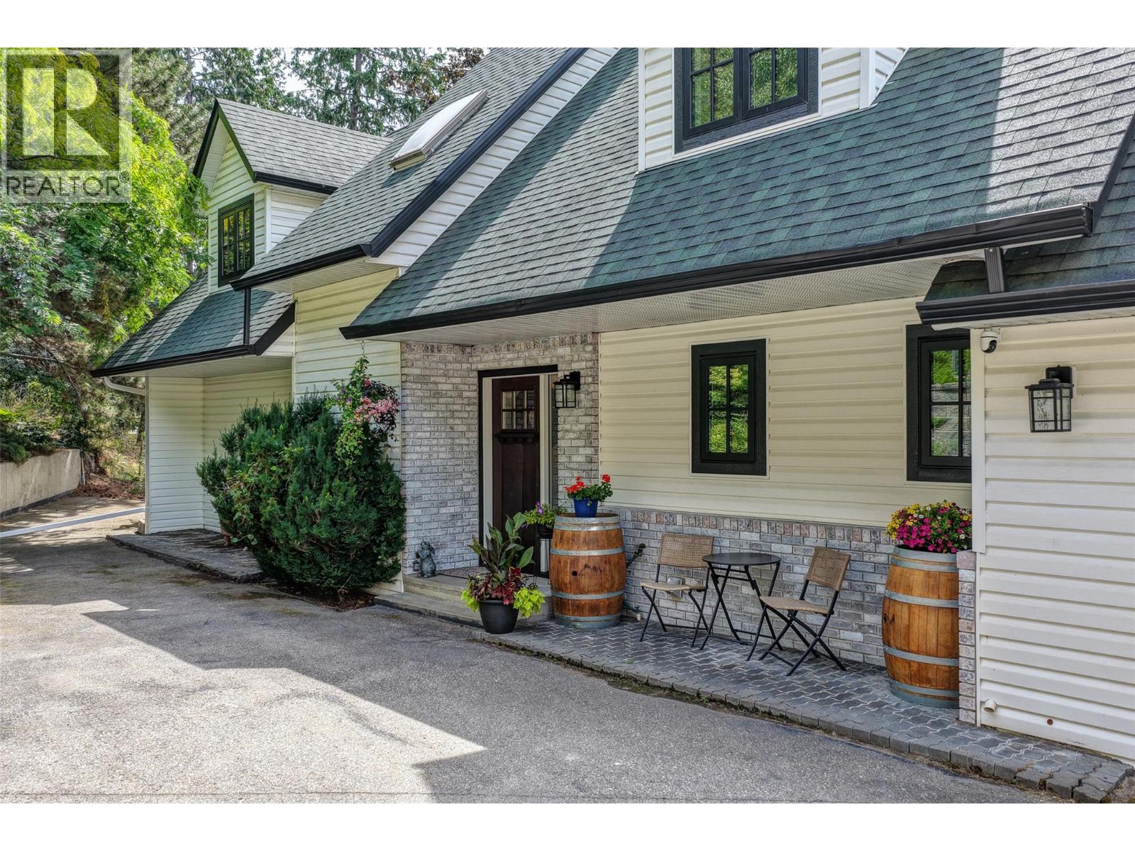 133 Goldclaim Road