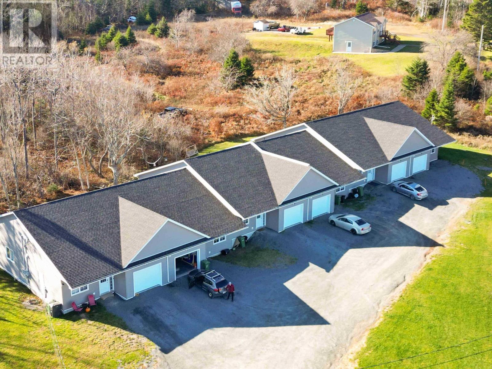 10-20 Cordwood Lane