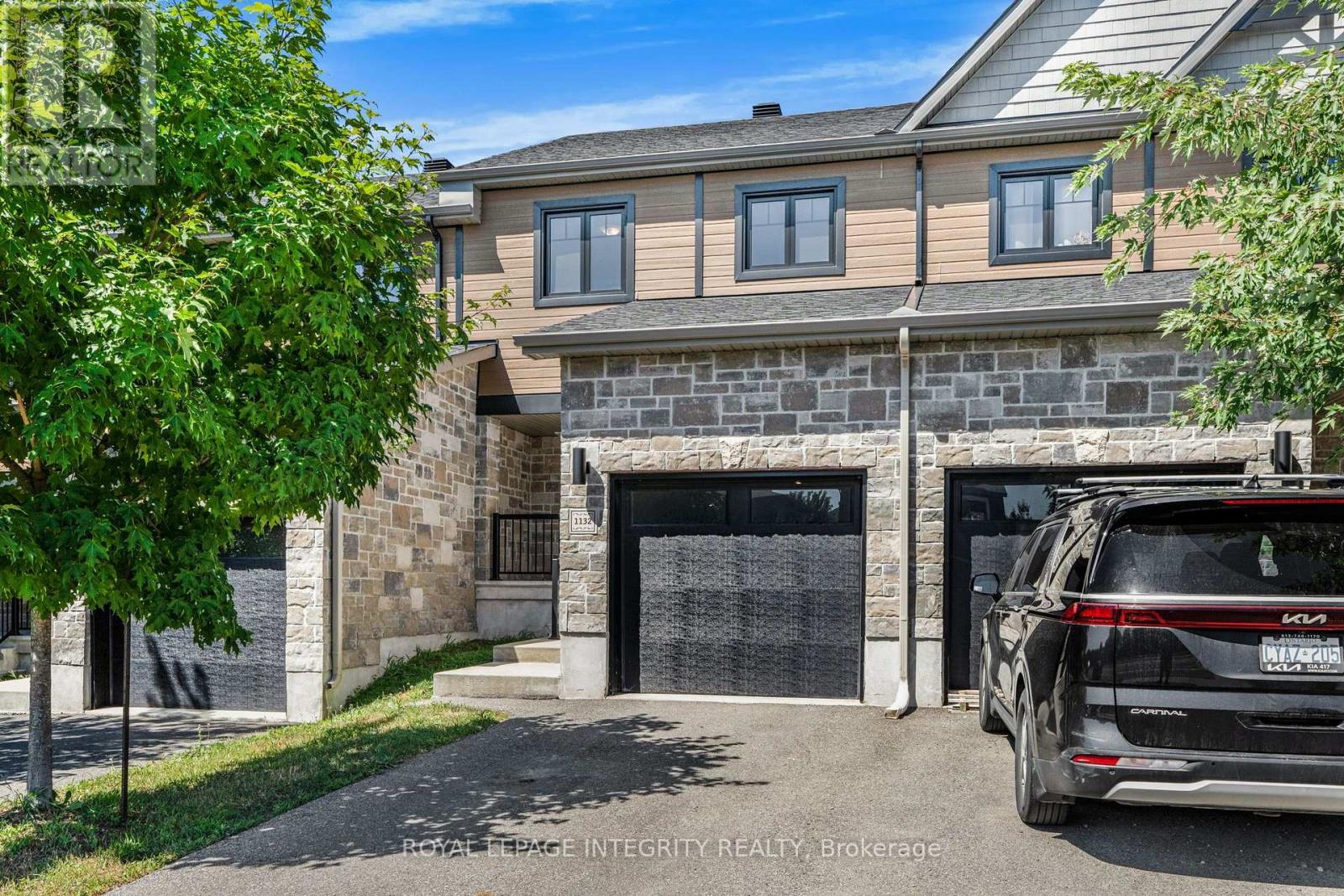 1132 DOCTEUR CORBEIL BOULEVARD