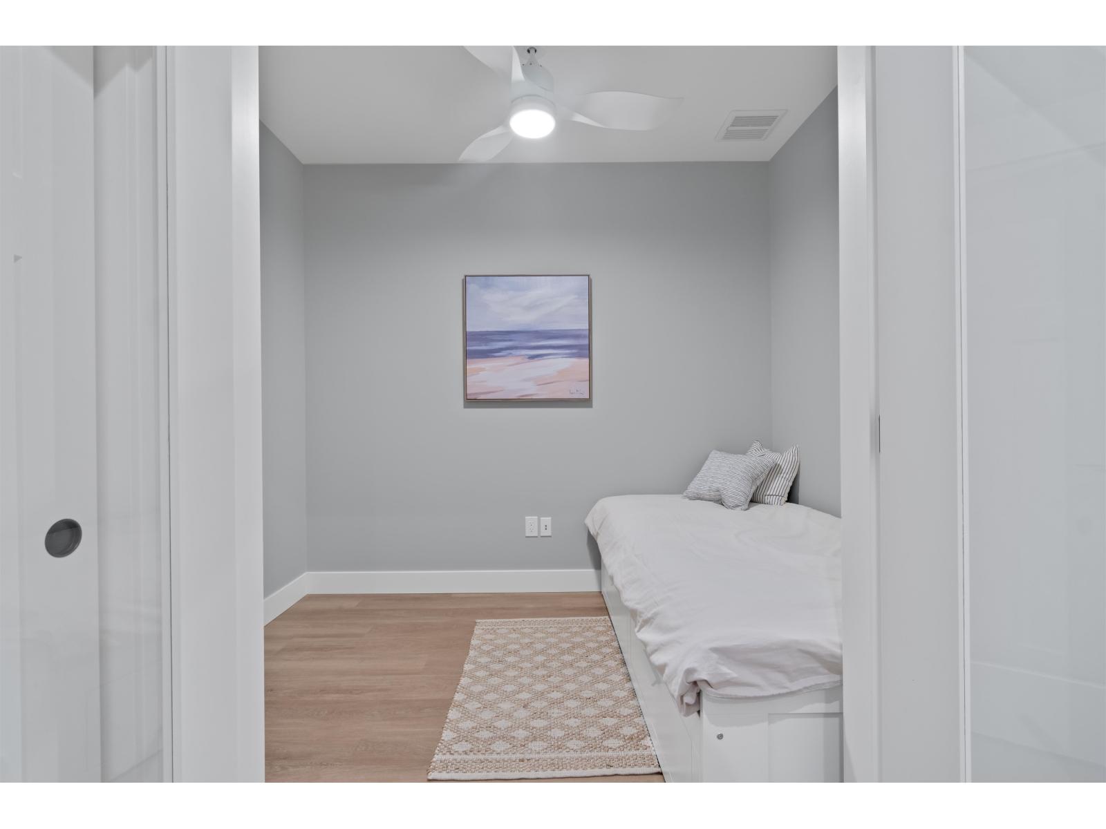 106 470 ESPLANADE AVENUE|Harrison Hot Springs