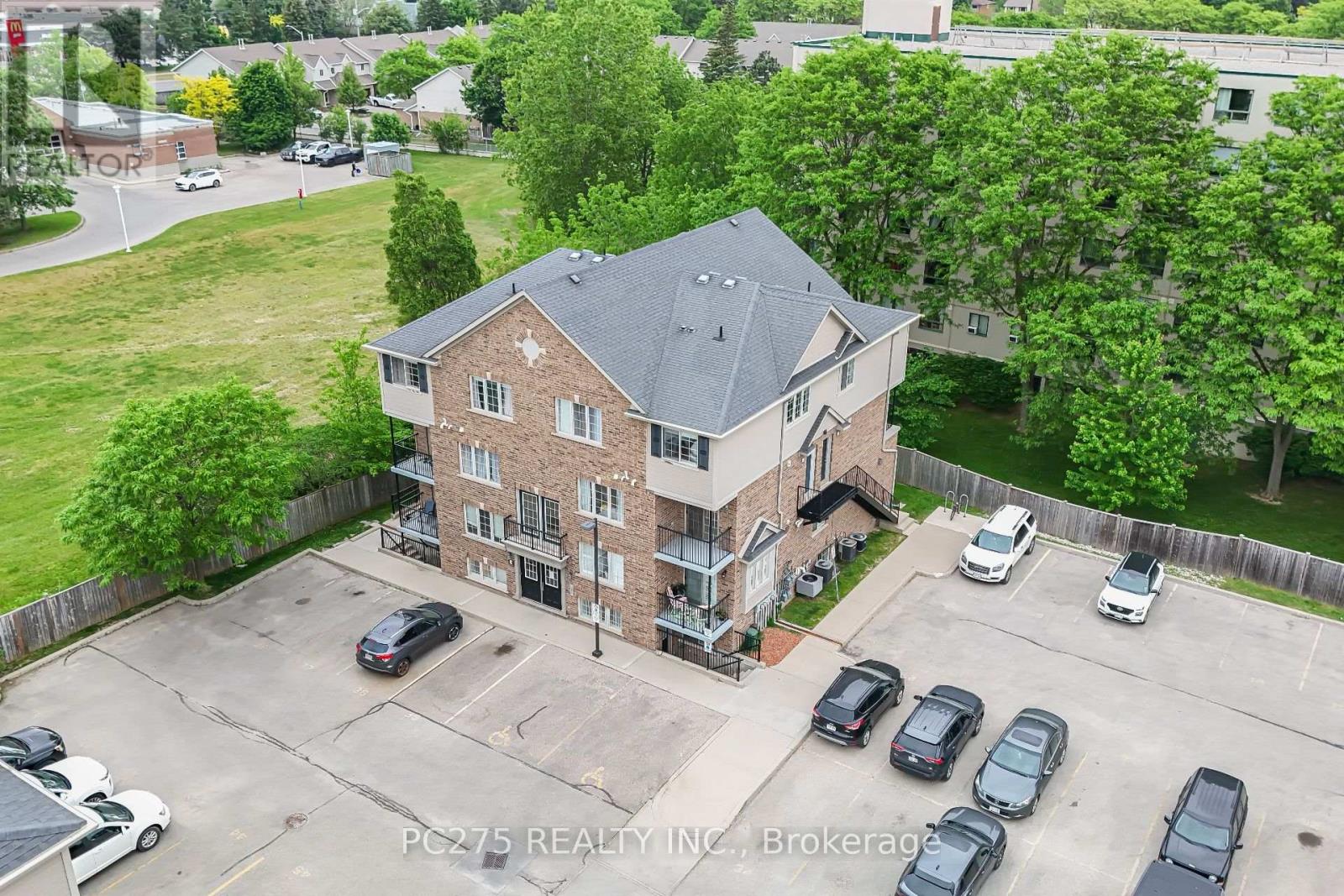 E37 - 12 HOLBORN DRIVE