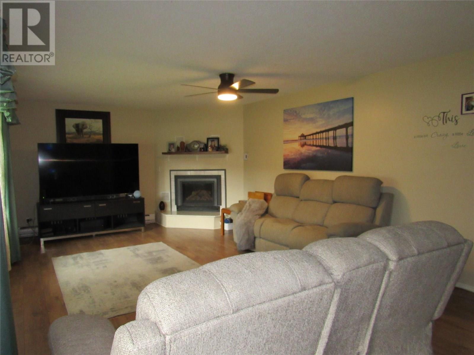 1755 COLUMBIA GARDENS Road