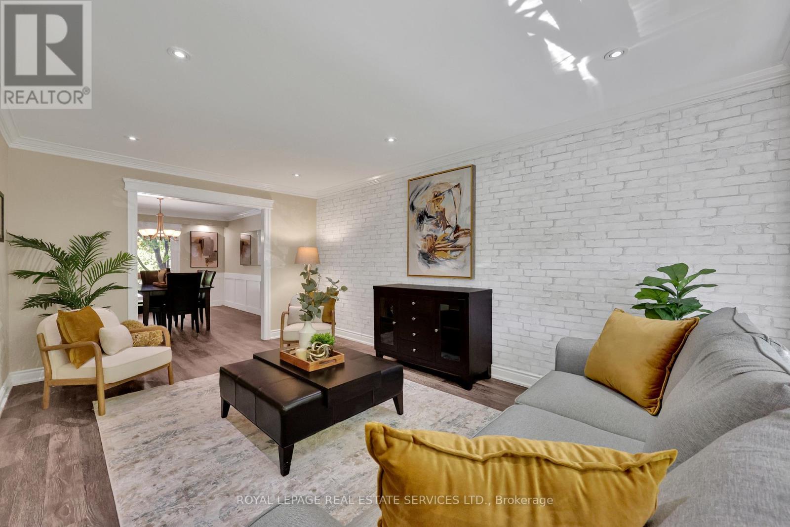1311 FIELDCREST LANE