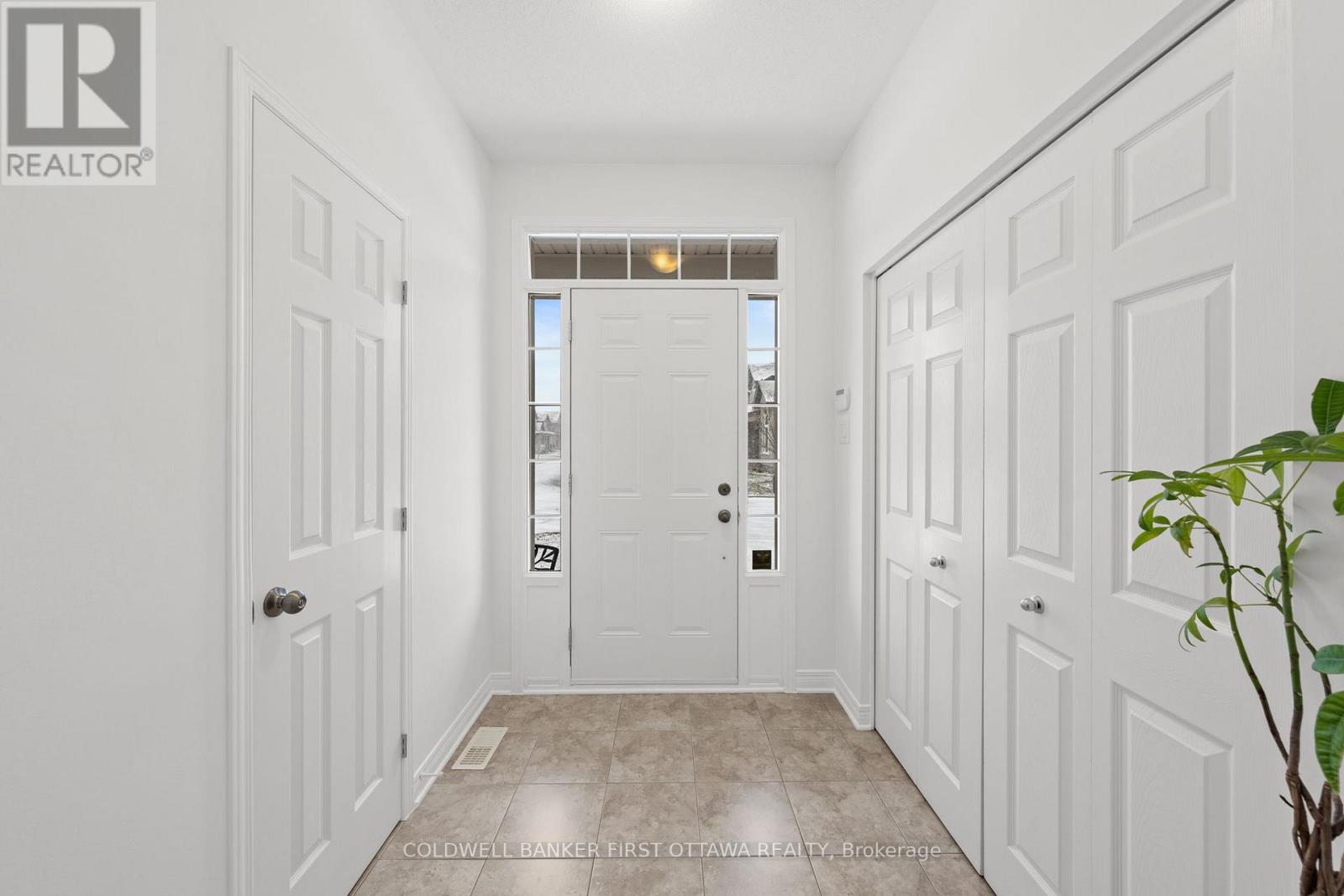 220 DAVE SMITH CRESCENT