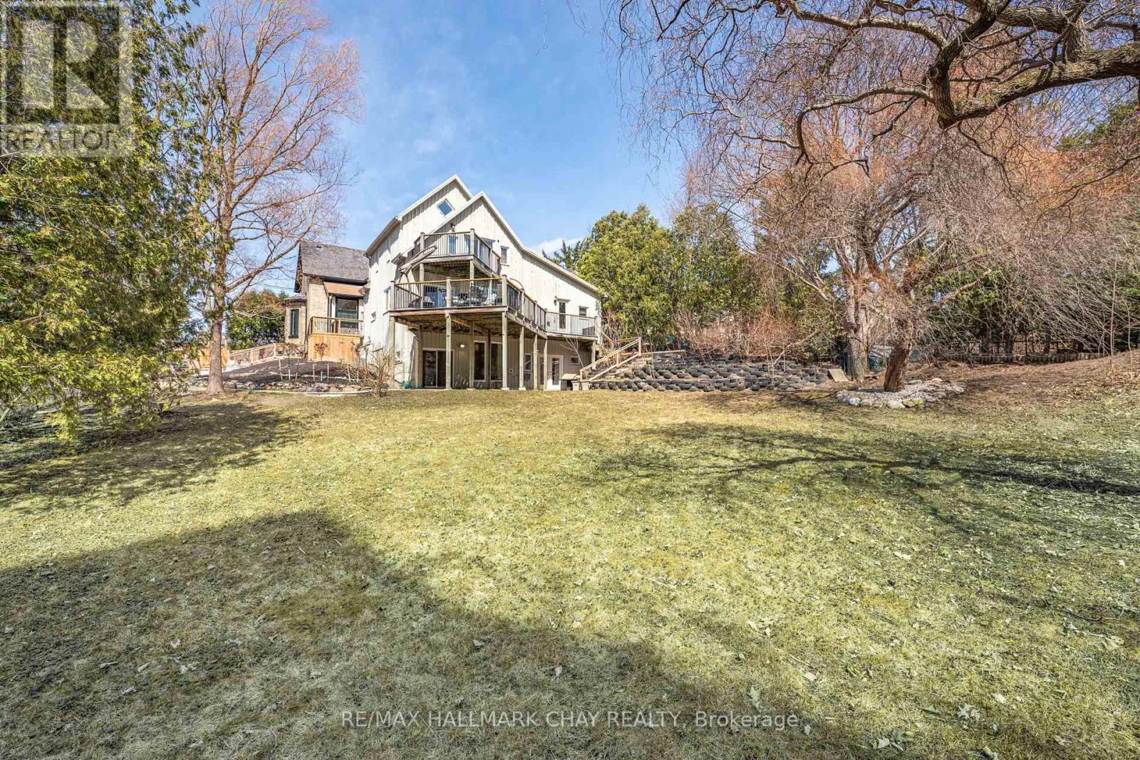 11 CATHERINE AVENUE