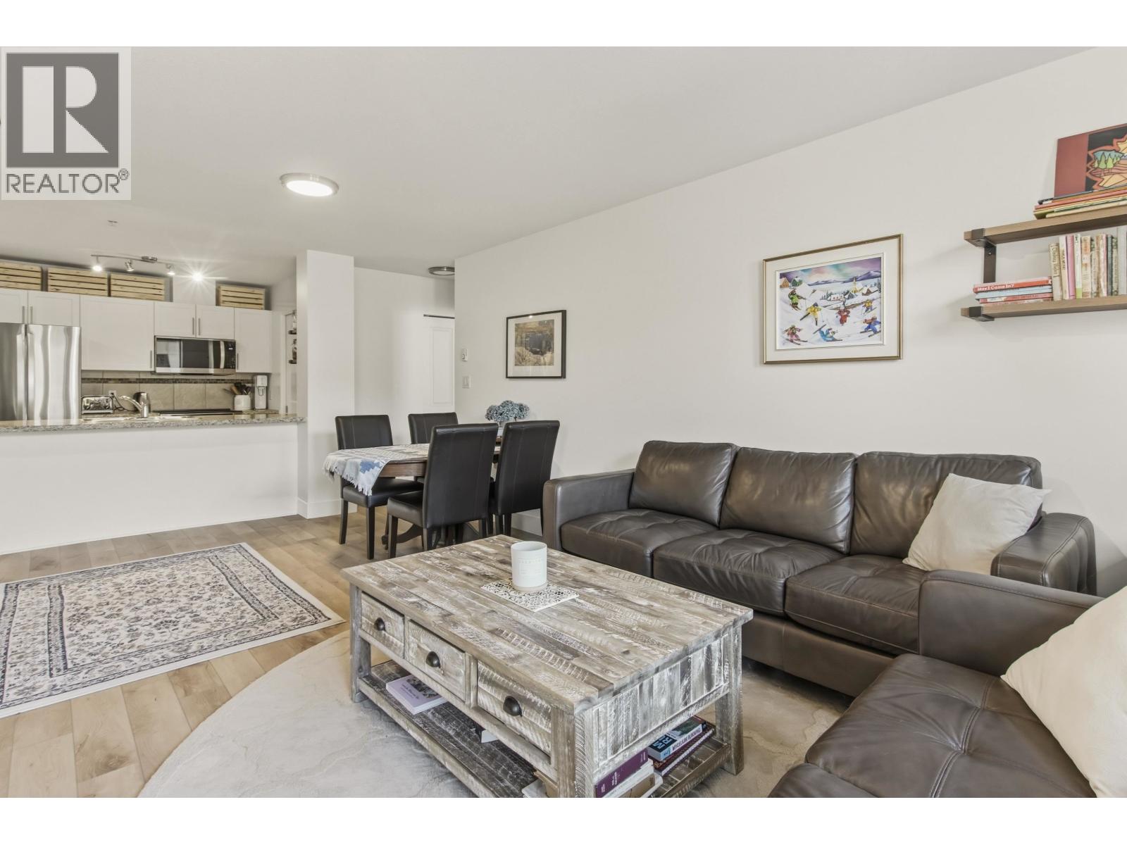 217 1211 VILLAGE GREEN WAY