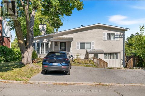 1305 DORCHESTER AVENUE Ottawa ON K1Z8E8