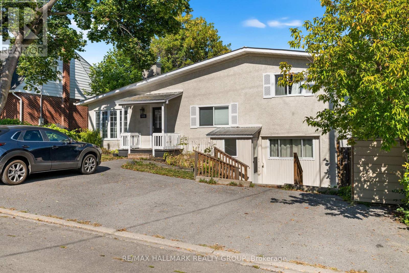 1305 DORCHESTER AVENUE