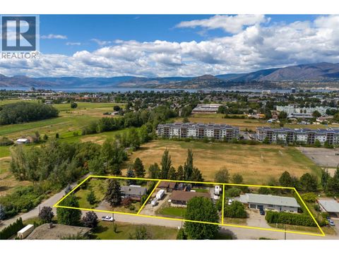 3240 St. Amand Road Kelowna BC V1W3P1