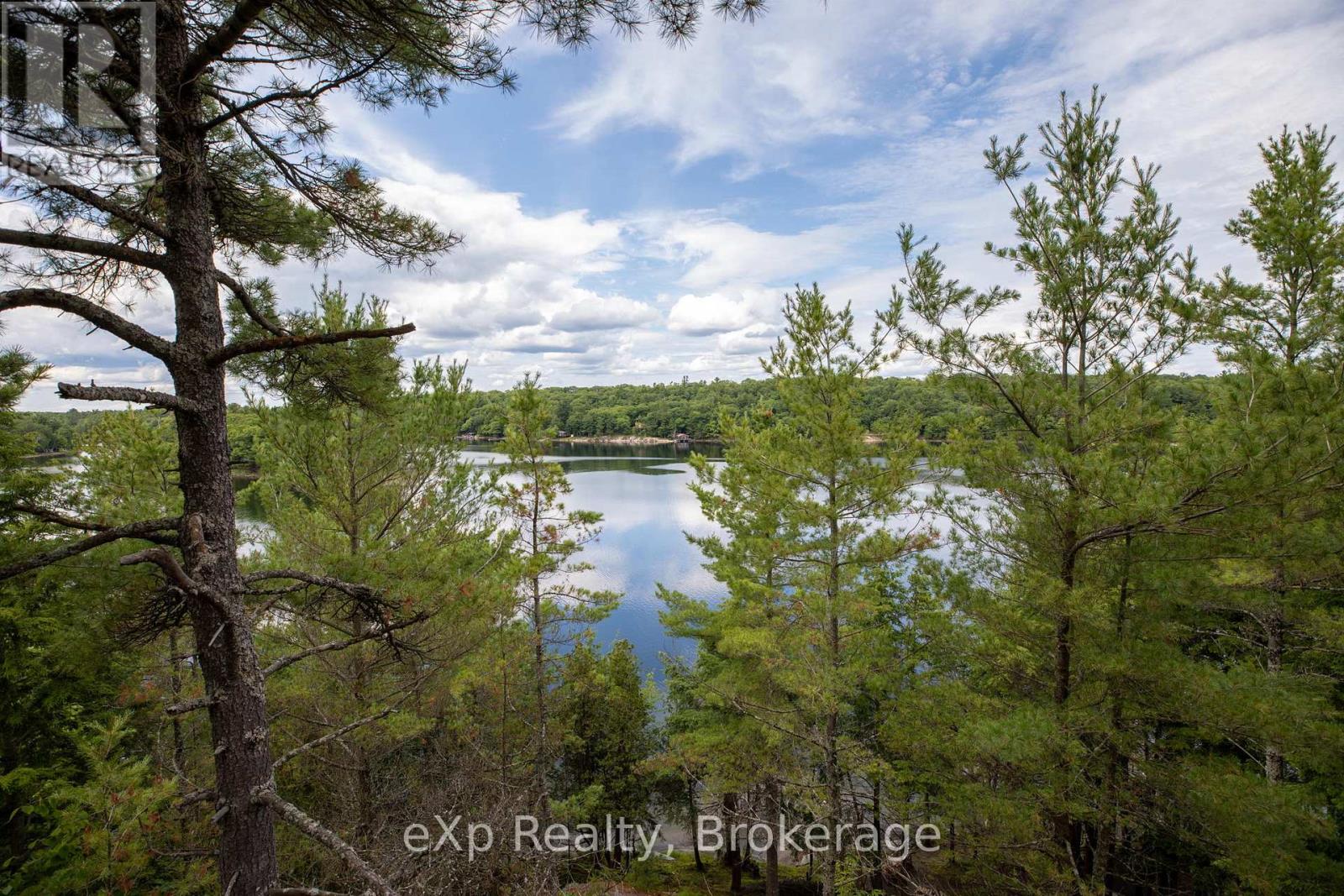 27 WA LOON BAY