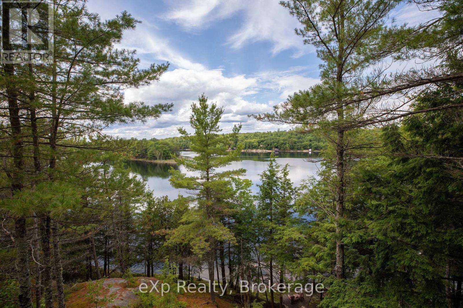 27 WA LOON BAY