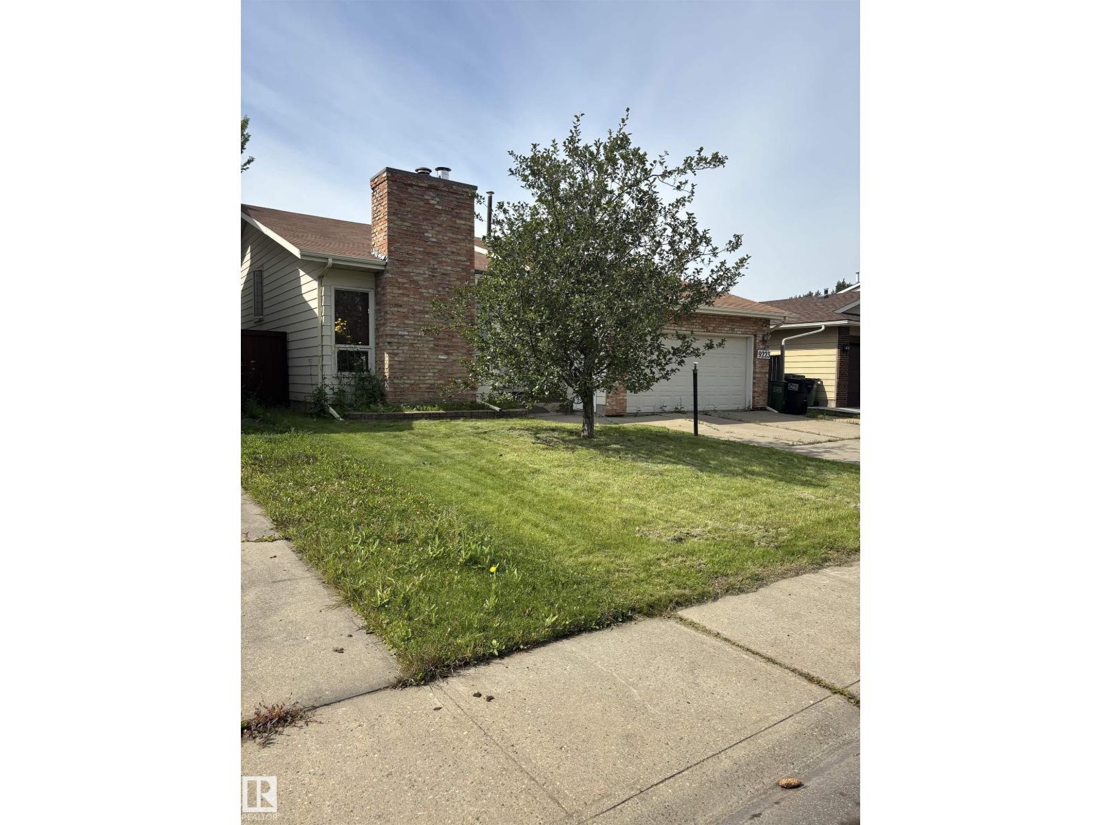 9223 172 AV NW
