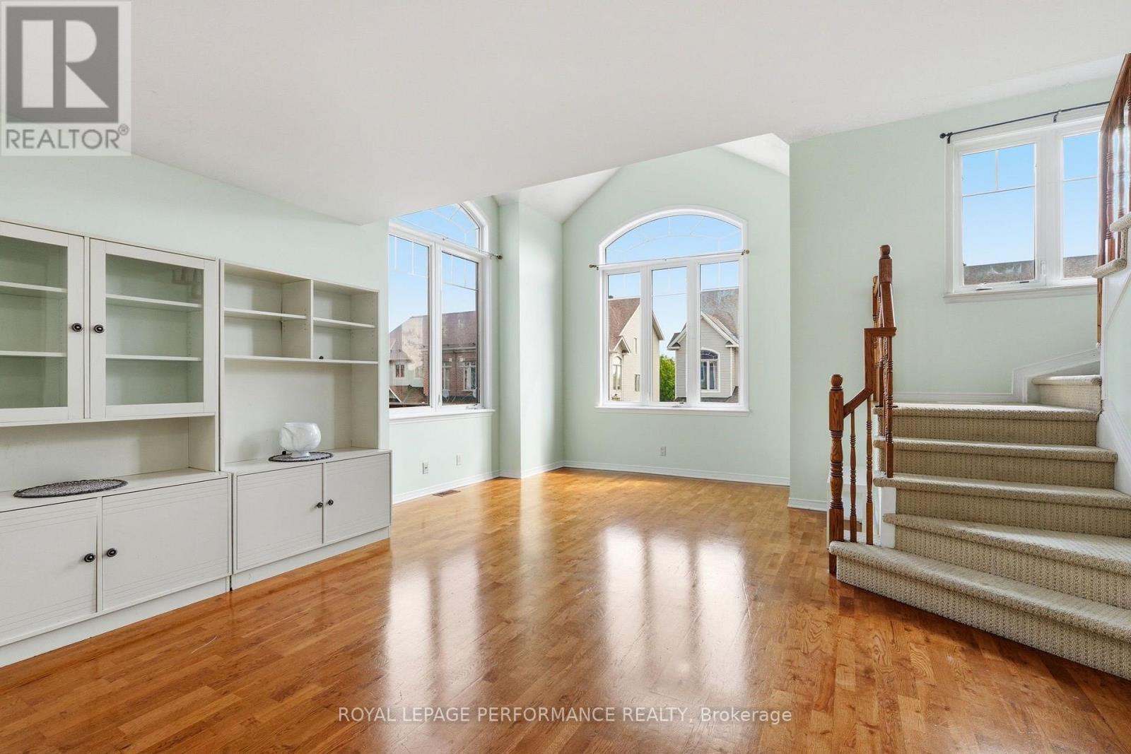 8 - 568 REARDON PRIVATE