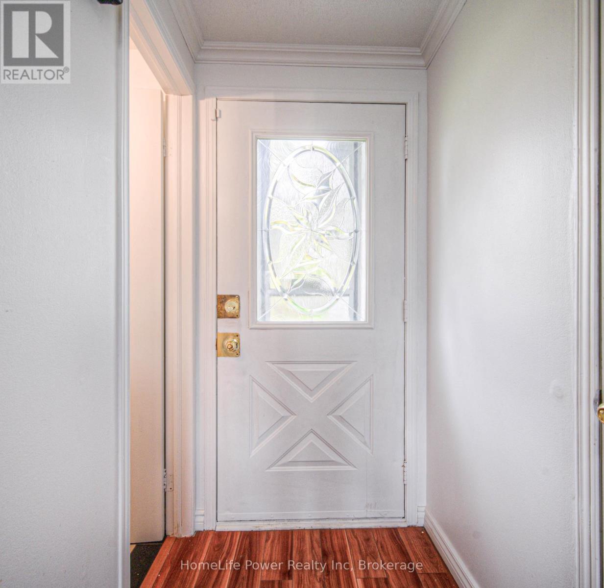 666 ELGIN STREET N