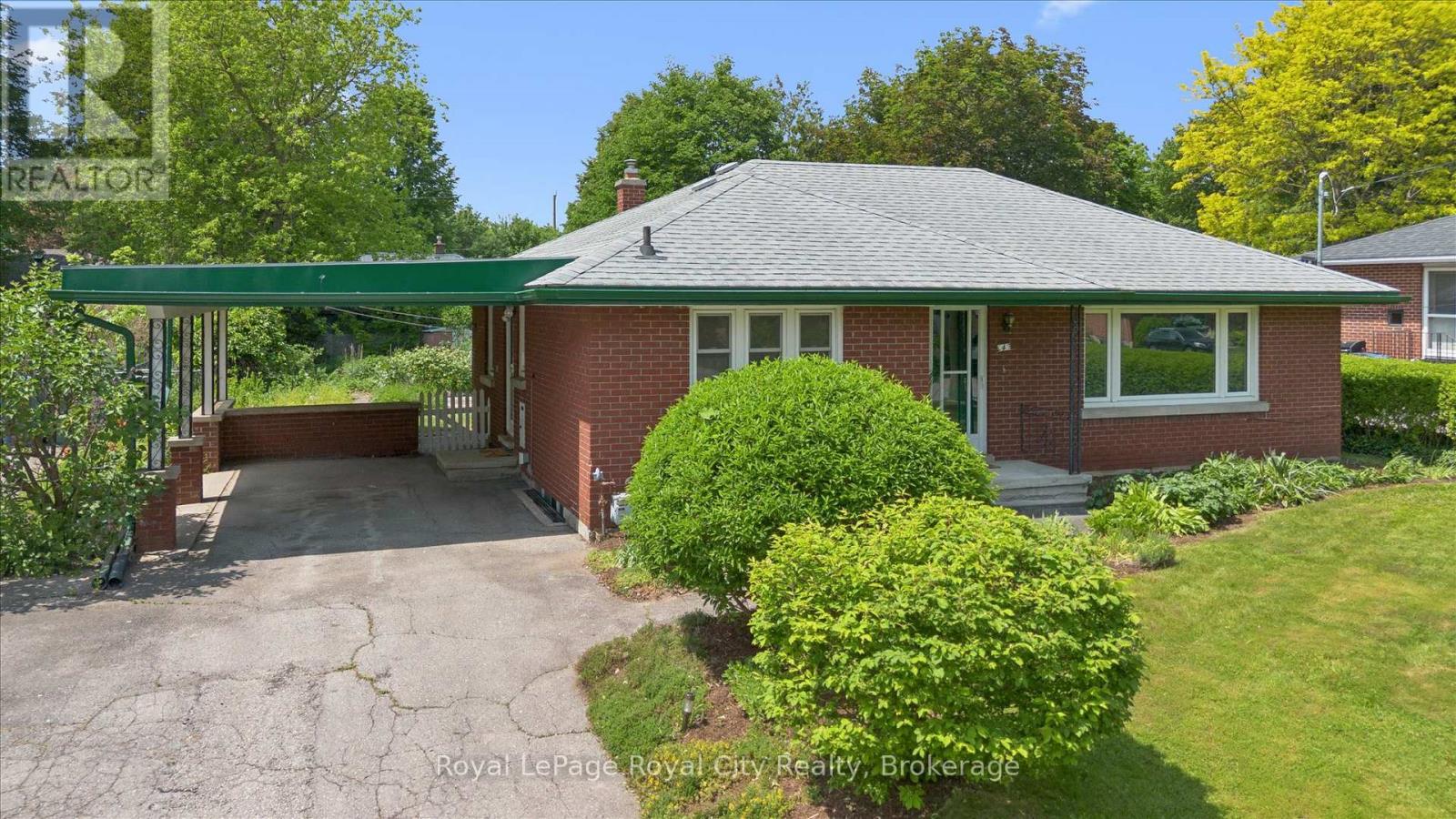 4 CAMPION AVENUE