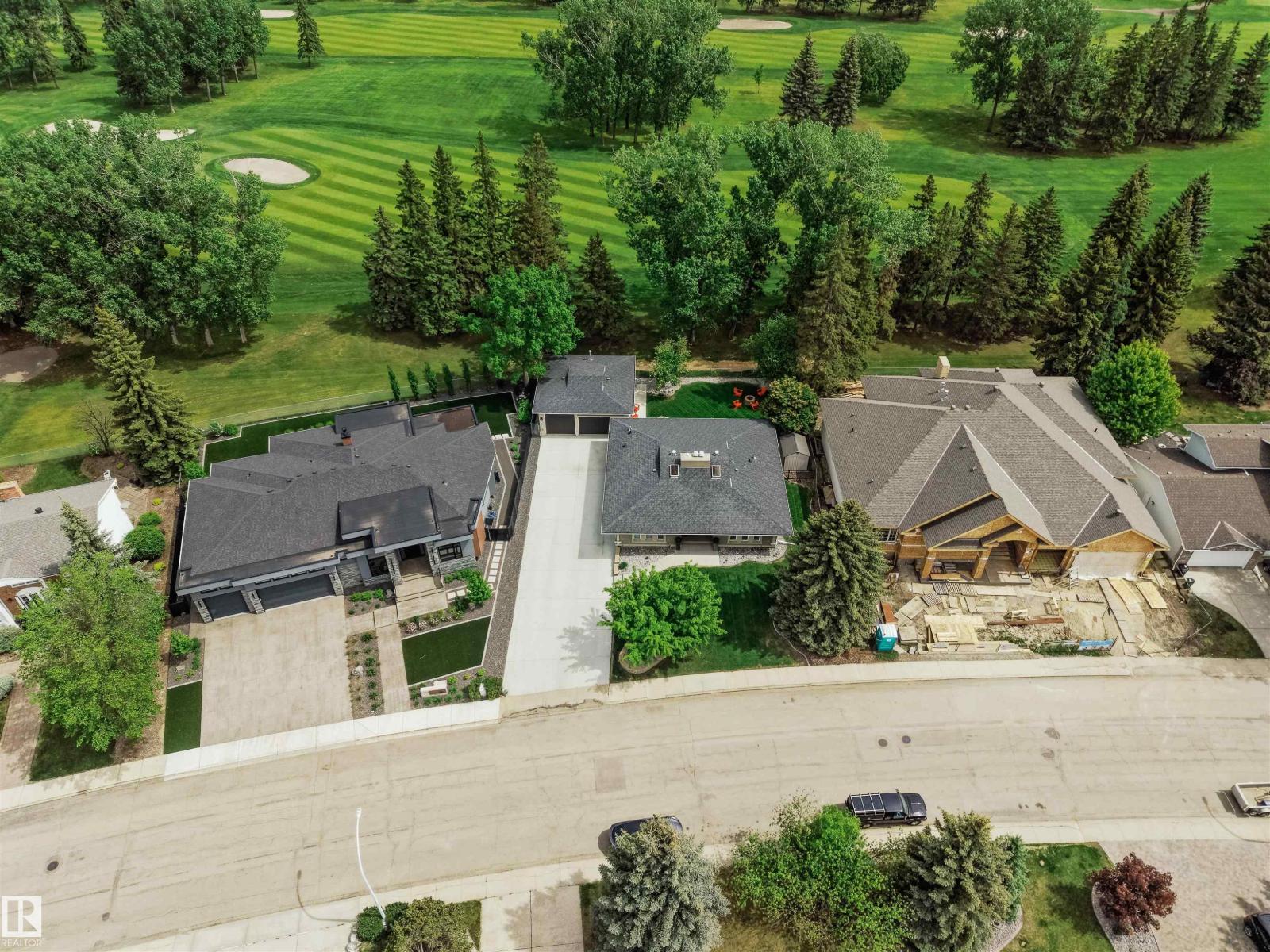 111 FAIRWAY DR NW
