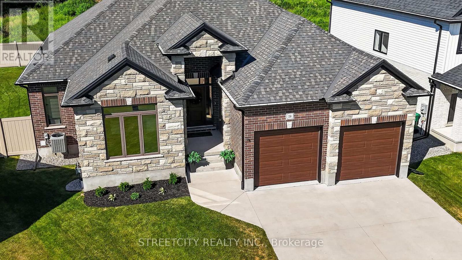 14 REA COURT