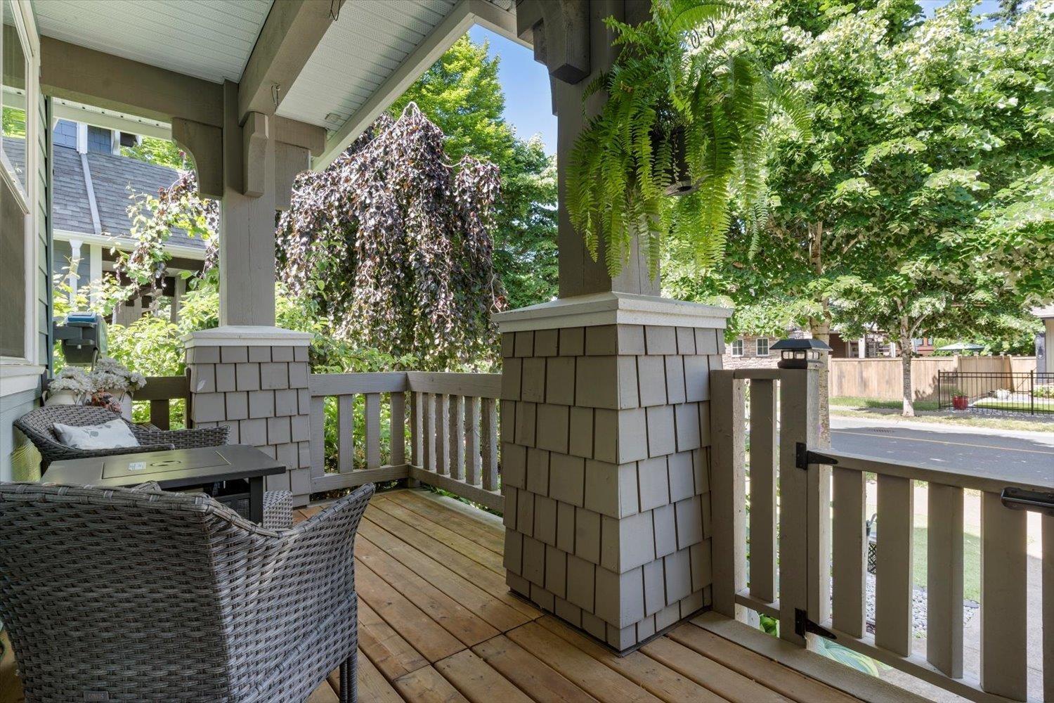 2 45234 NICOMEN CRESCENT|Garrison Crossing