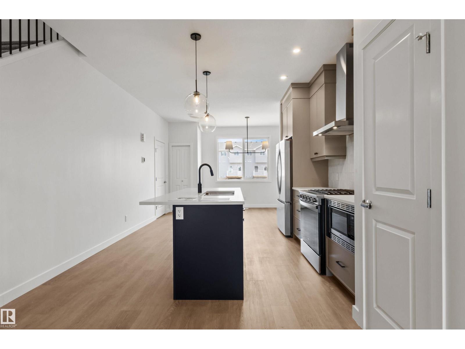 1217 CRISTALL WY SW