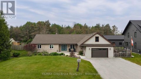 236 BRUCE STREET South Bruce Peninsula ON N0H2T0