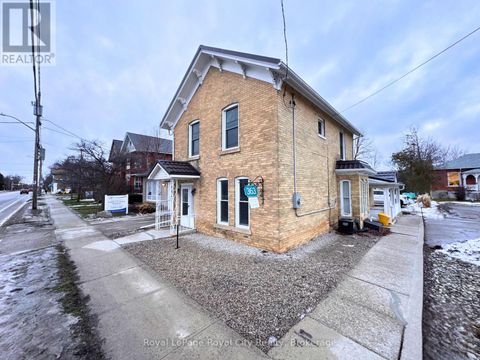 363 WOOLWICH STREET Guelph (Exhibition Park) ON N1H3W4