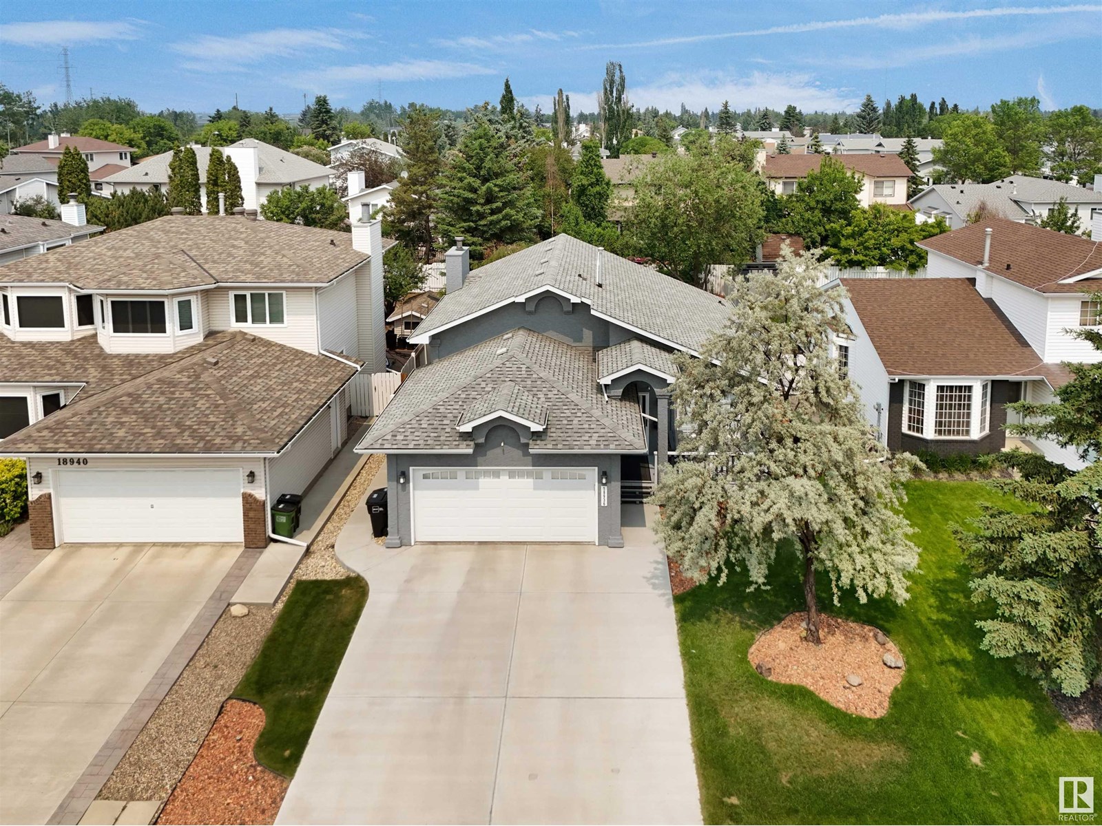 18936 91 AV NW