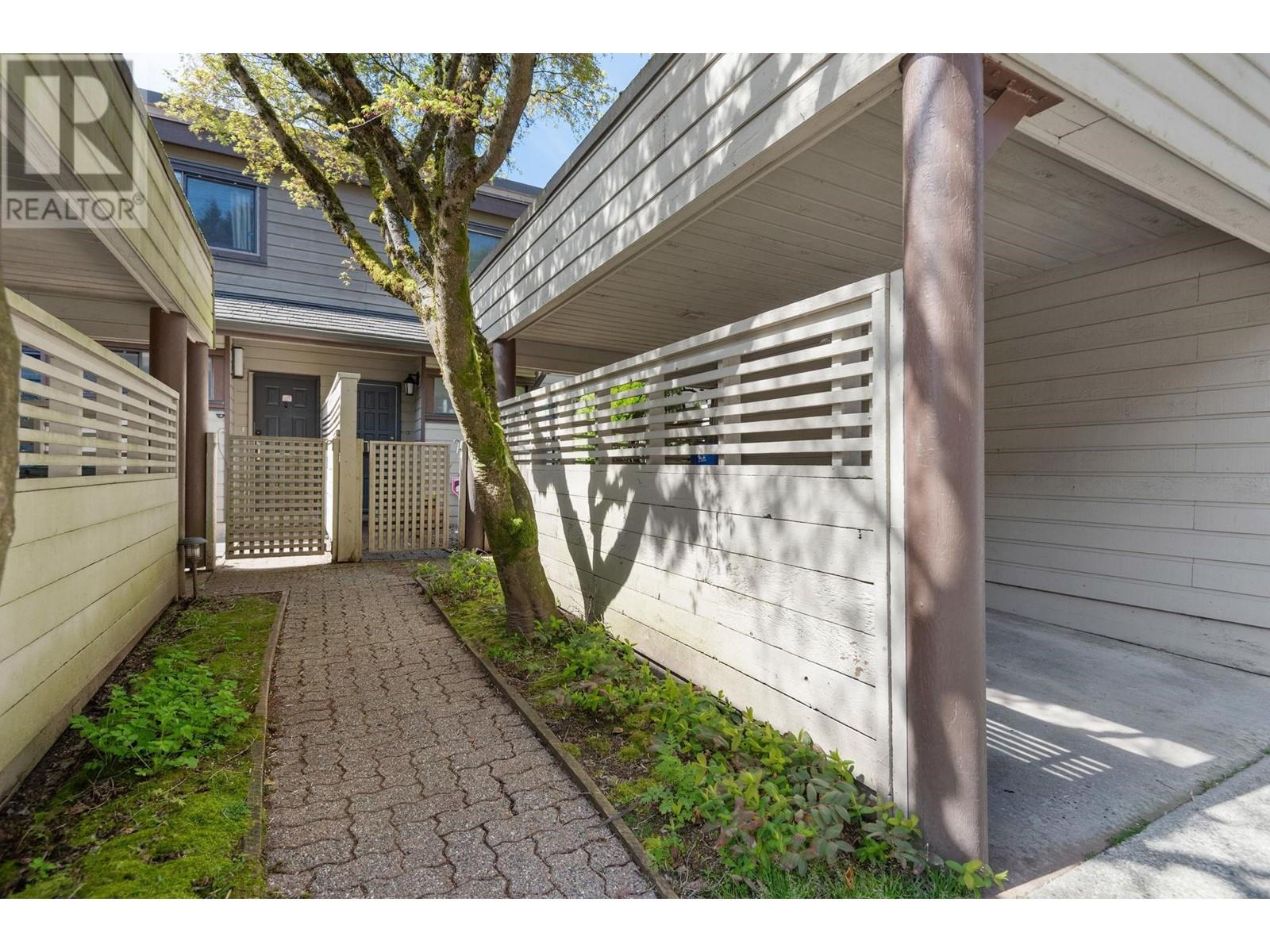 3961 SPRINGTREE DRIVE