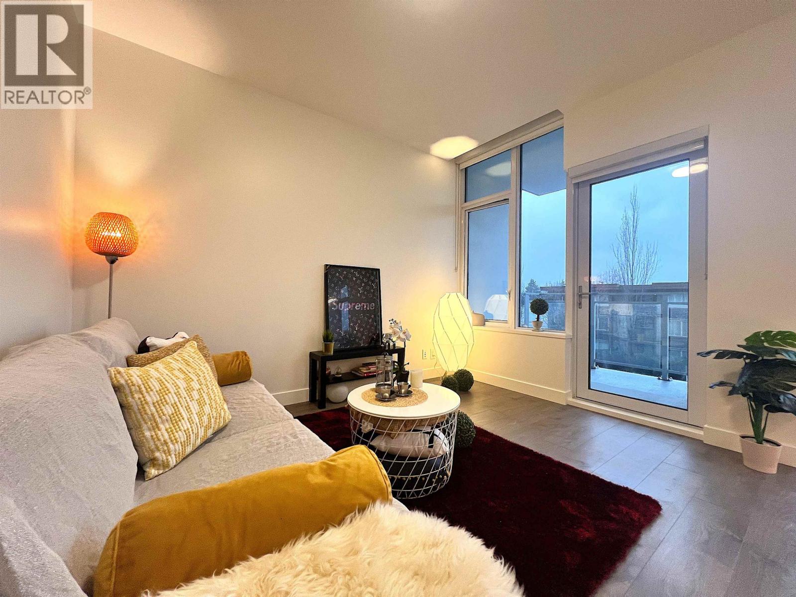 CH3 5051 IMPERIAL STREET