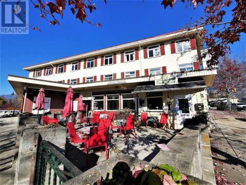 330 COLUMBIA Avenue Castlegar BC V1N1G5