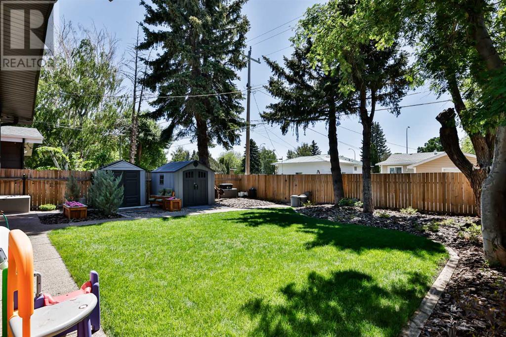 1914 15 Avenue S
