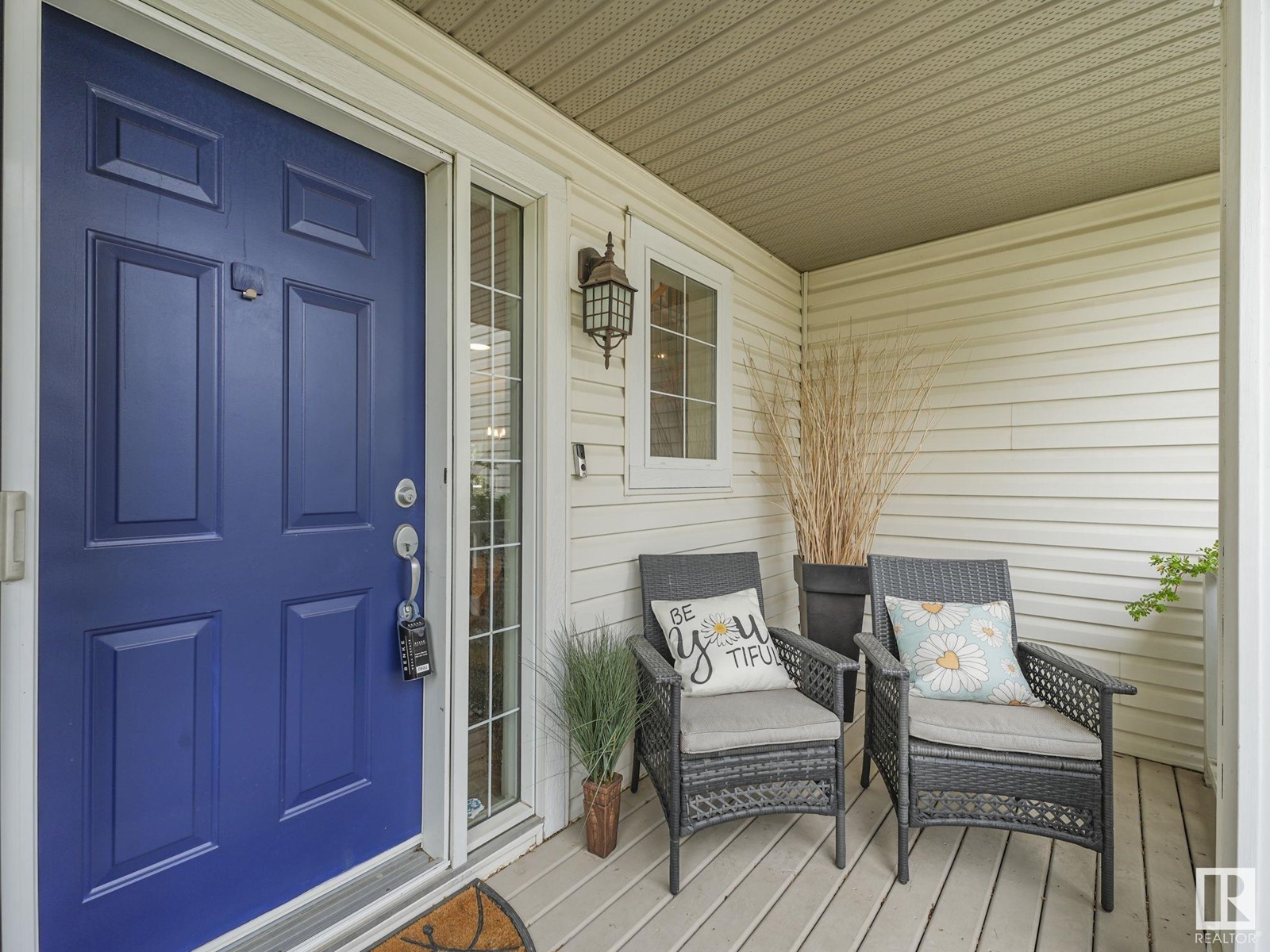 939 Lamb CR NW