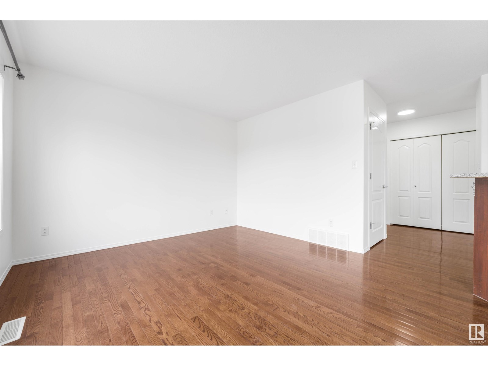 16703 113 ST NW