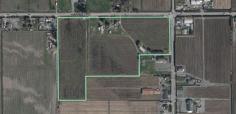 32702 HARRIS ROAD Abbotsford BC V4X1W1