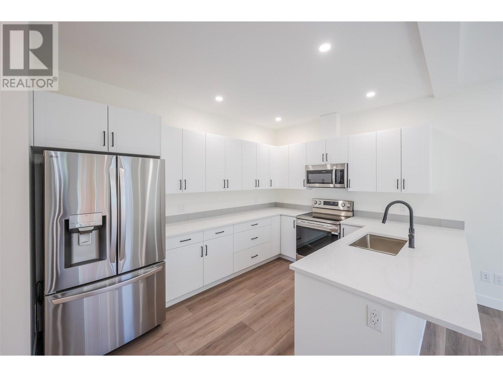 11612 Victoria Road S Unit# 101