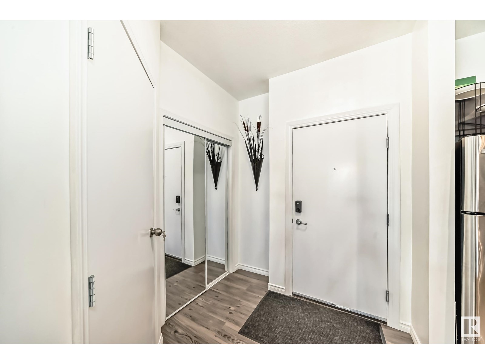 #207 4316 139 AV NW
